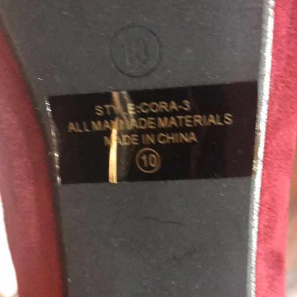 Weeboo women’s red suede bootie with two bows on each bootie (size 10). - Picture 5 of 5